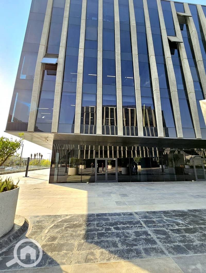 2 2dd12454-ab6c-4247-b7de-fc0a639f2874. jpeg