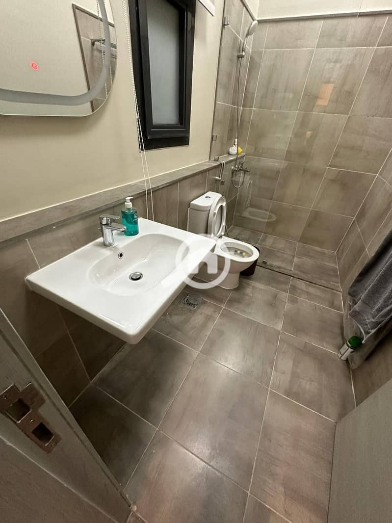 7 e917659d-65e1-4111-970a-8324de399601. jpeg