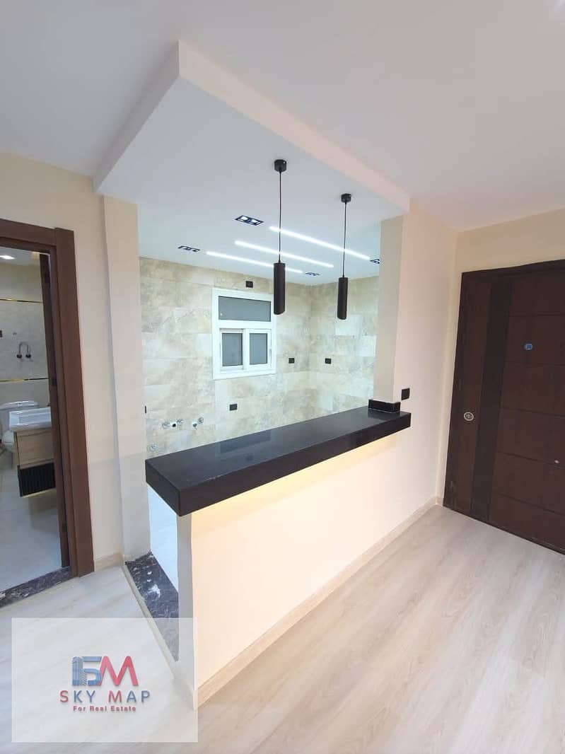 9 5378049d-1cb9-49d7-88e9-542e154986f3. jpg