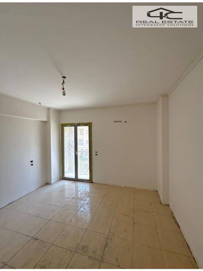 4 WhatsApp Image 2025-11-04 at 18.04. 04 (1). jpeg