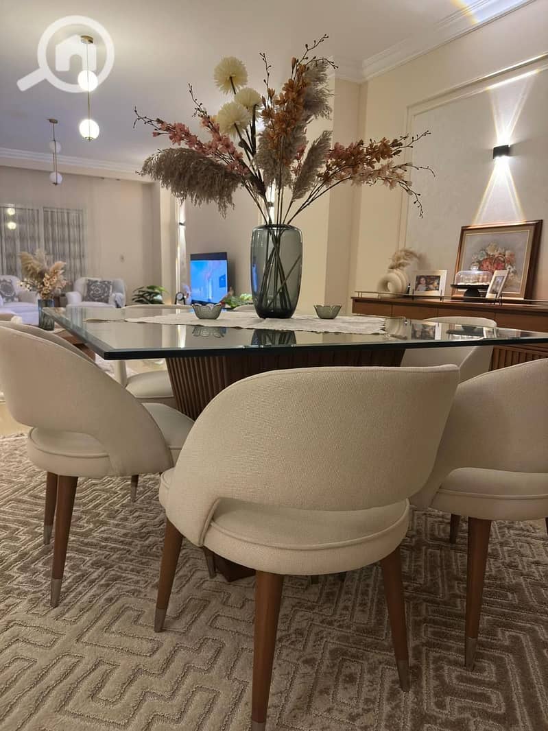 11 6d128d3d-0d80-49a7-85c4-cdda5213ce02. jpeg