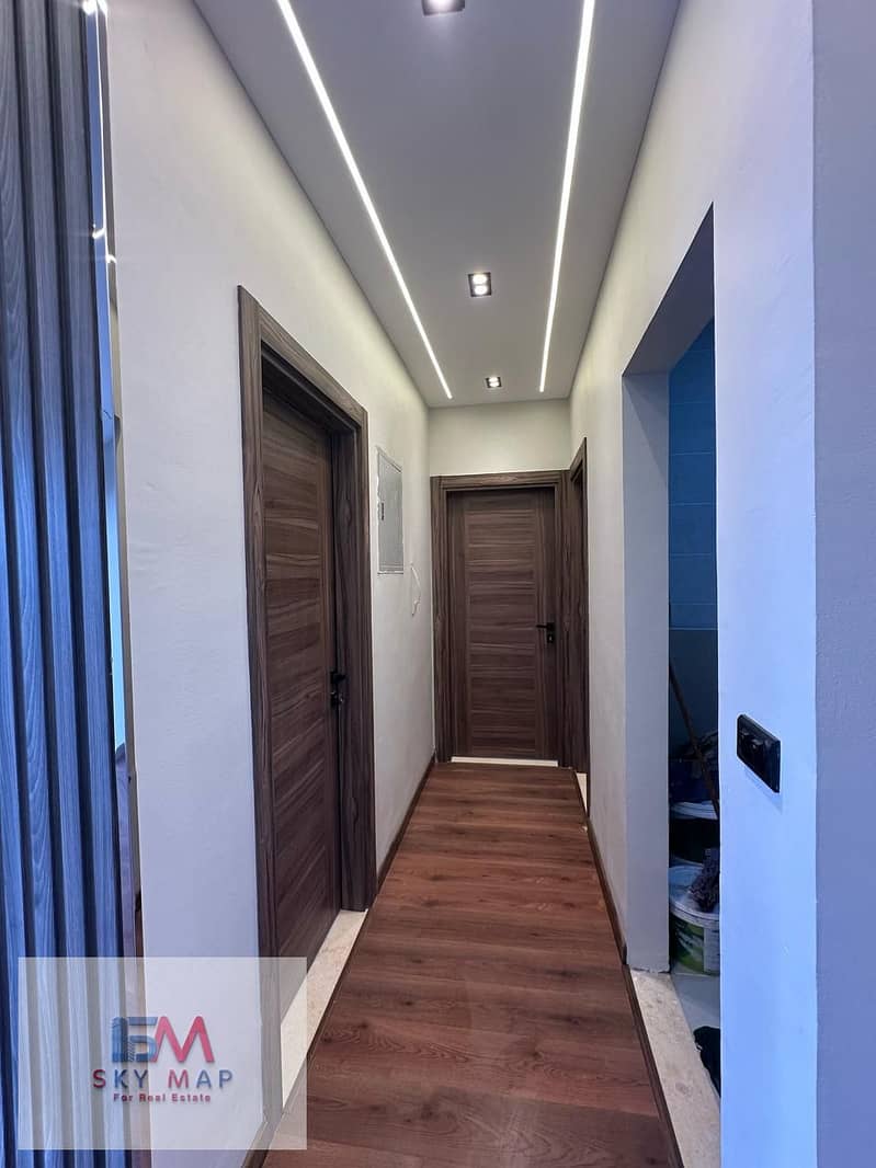 3 d4cee7f4-879a-4418-8372-0ff1a695661a. jpg