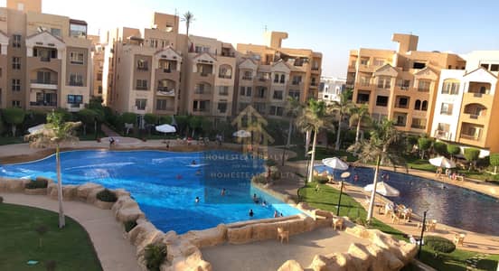 فلیٹ 2 غرفة نوم للايجار في القاهرة الجديدة، القاهرة - شقة للايجار بالمطبخ والتكييفات فيو حمام سباحة وبحيرة امواج