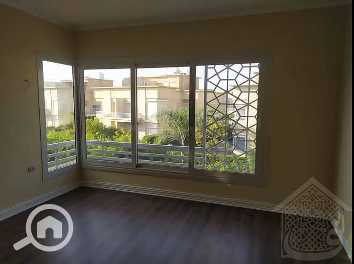 11 Background (8). png