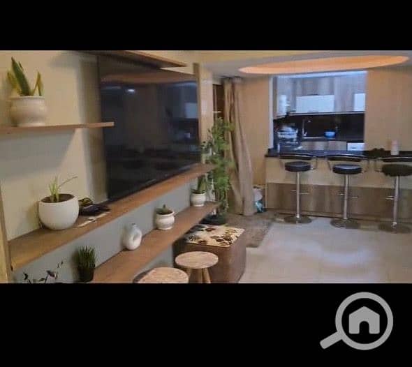 9 f8a8f403-9d53-4751-a447-6b0968677647. jpeg