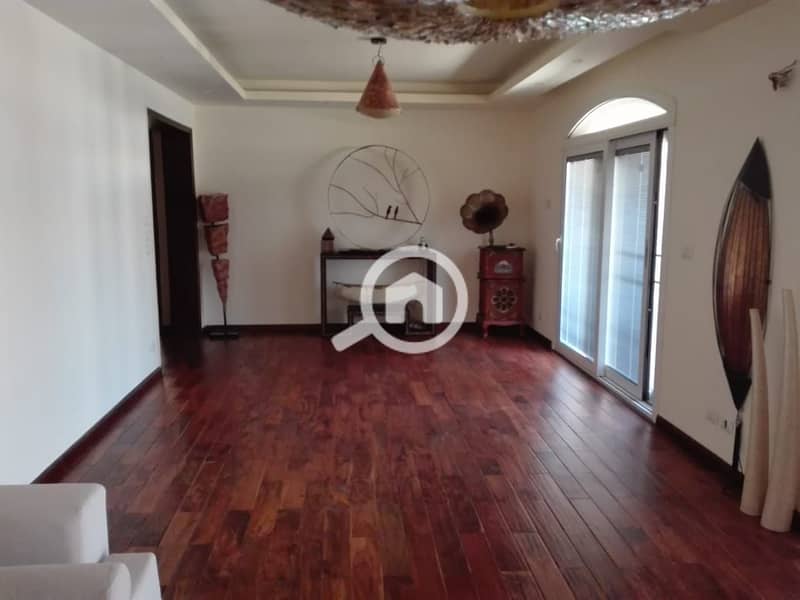 2 8cd5f88c-6c2e-4215-b9ad-f047c827b641. jpg