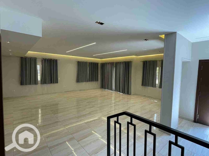 1000078579. jpg 1000078579. jpg