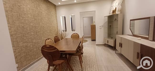 شقة 3 غرف نوم للايجار في الشيخ زايد، الجيزة - 20250907_201439. jpg