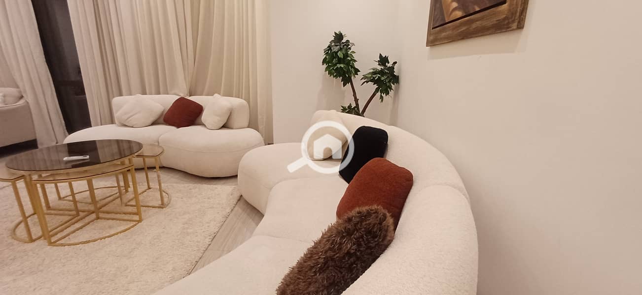 2 20250907_201334. jpg