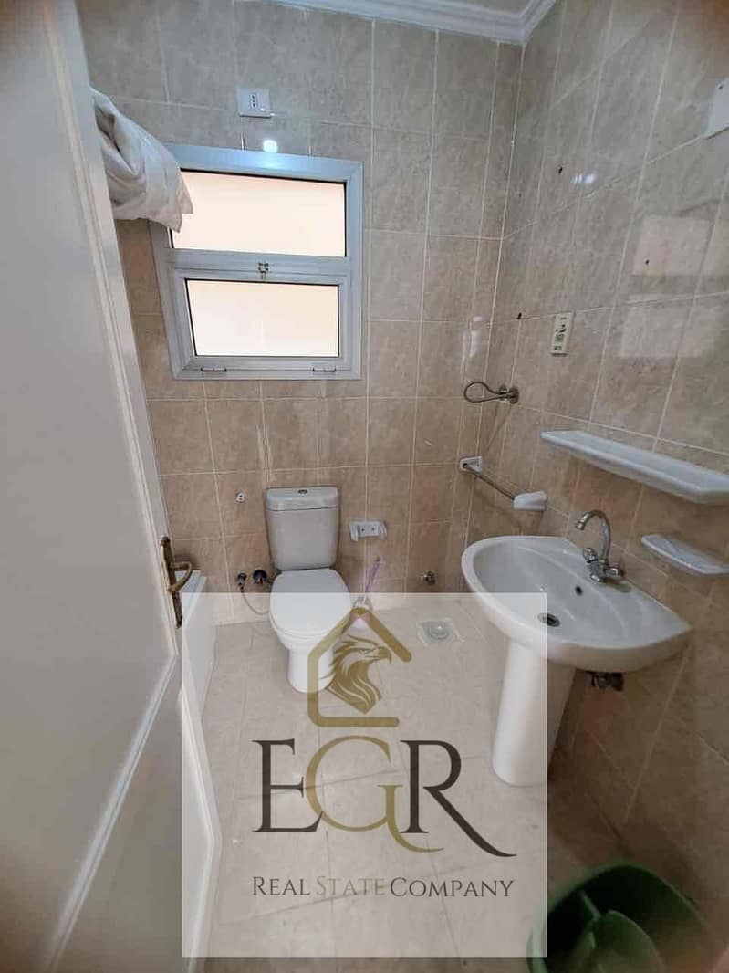 7 8dce5afc-76e6-4f96-8d86-0ce5c6ee3445. jpg