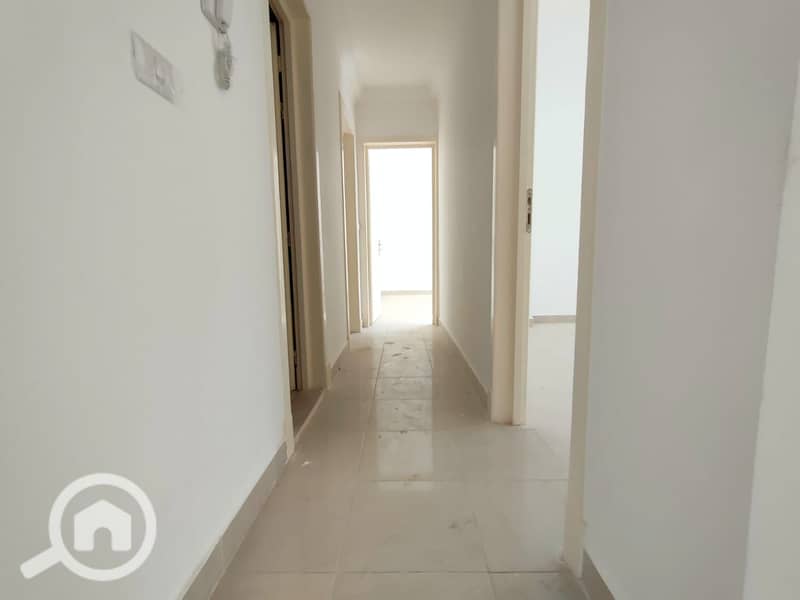 6 d9cea481-0bfa-4058-b707-8a9be5feb597. jpg