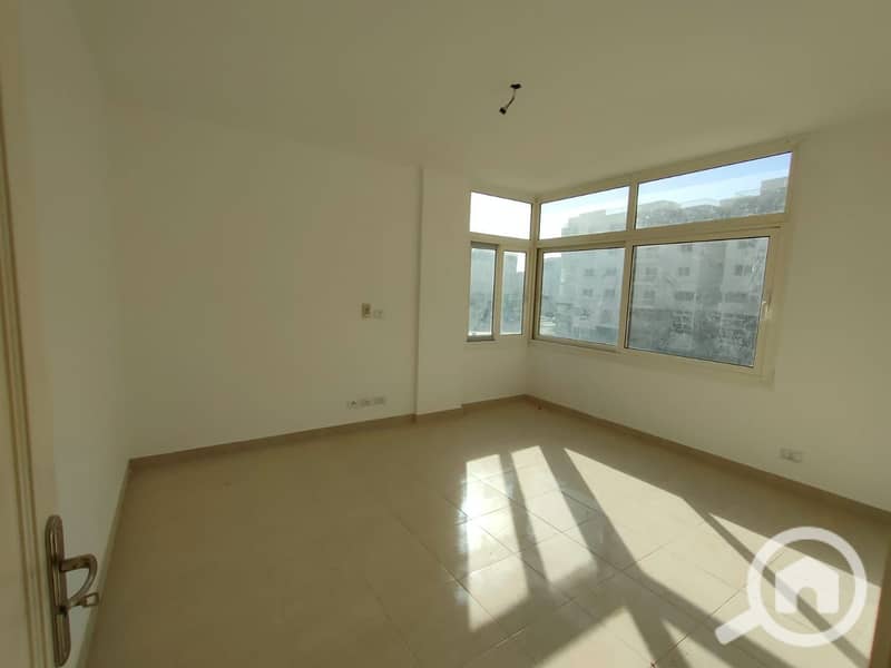 7 7978b196-ac71-40da-80db-0ff340b5e8e0. jpg