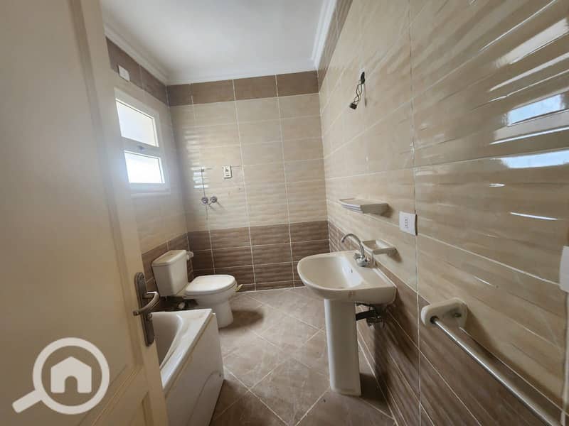 7 WhatsApp Image 2025-11-05 at 1.51. 32 PM. jpeg