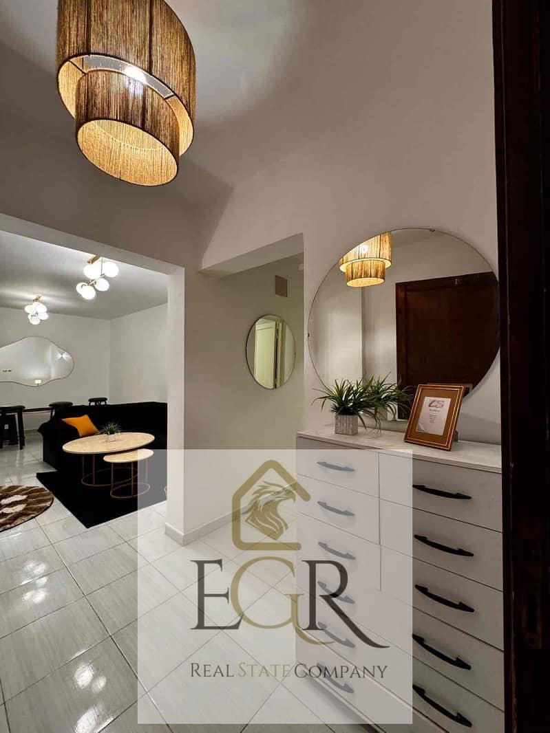 4 d7b912a4-93f4-464c-8013-365f08c72bd2. jpg