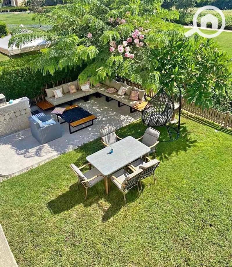 2 11d8a5aa-3723-4ffb-b3a9-c968564d0d30. jpg