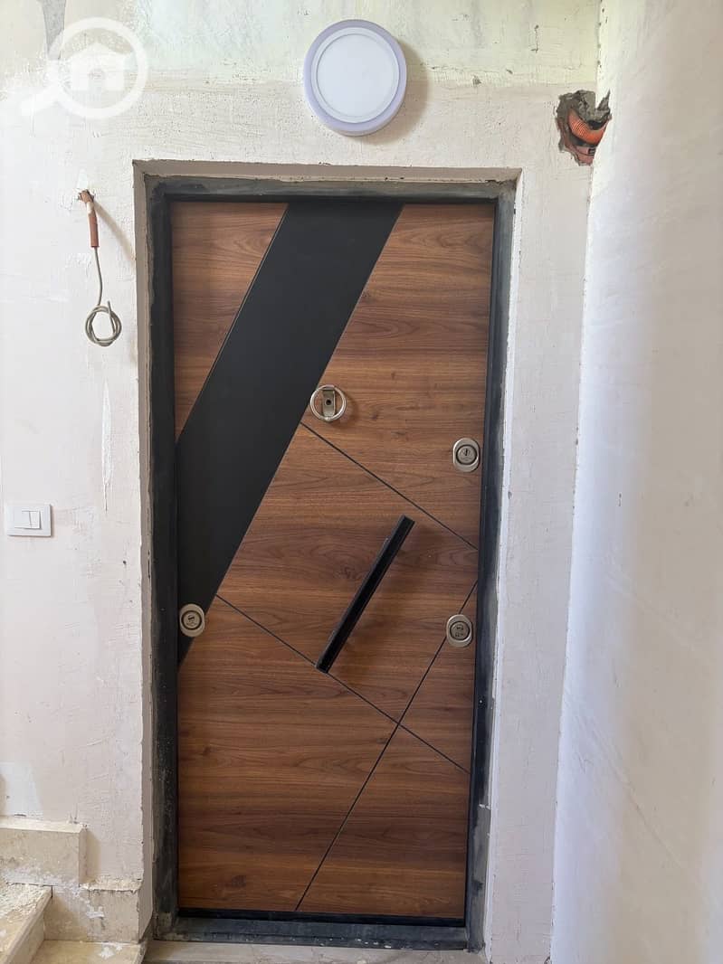 6 bfc762c3-66e3-4b36-971c-a1cf26203e3a. jpeg