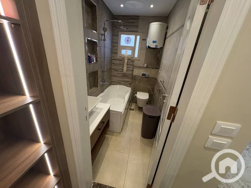 8 1cadcb90-d4e9-4aa2-9b85-0553d73da8b1. jpeg