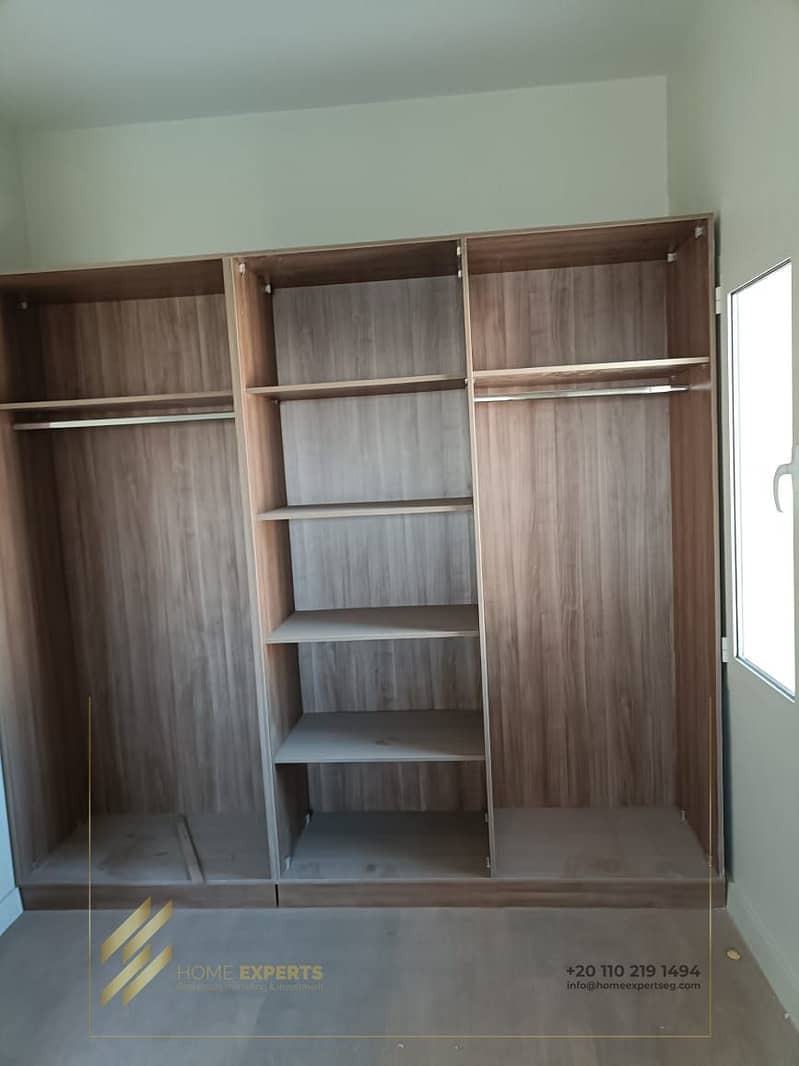 9 d7daae9b-fa10-457c-8536-33ec1a3157b3. jpg