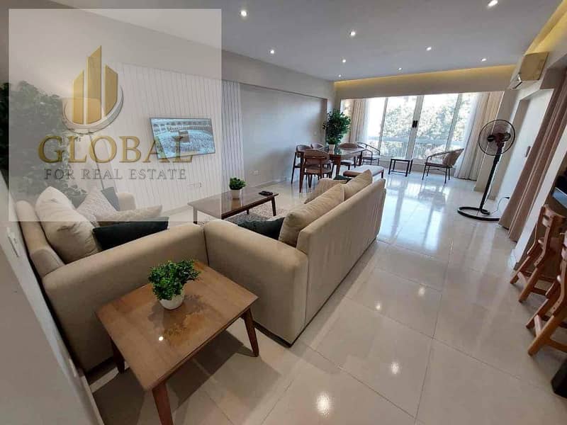 9 8f798a3e-a9ce-493d-8756-759cbb29b019. jpg