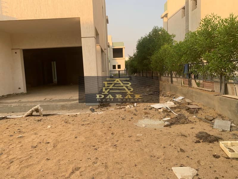 6 45efda45-9d40-48a5-99a1-27e0a480e643. jpeg