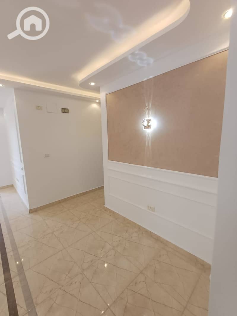 10 WhatsApp Image 2025-11-05 at 14.32. 37 (1). jpeg