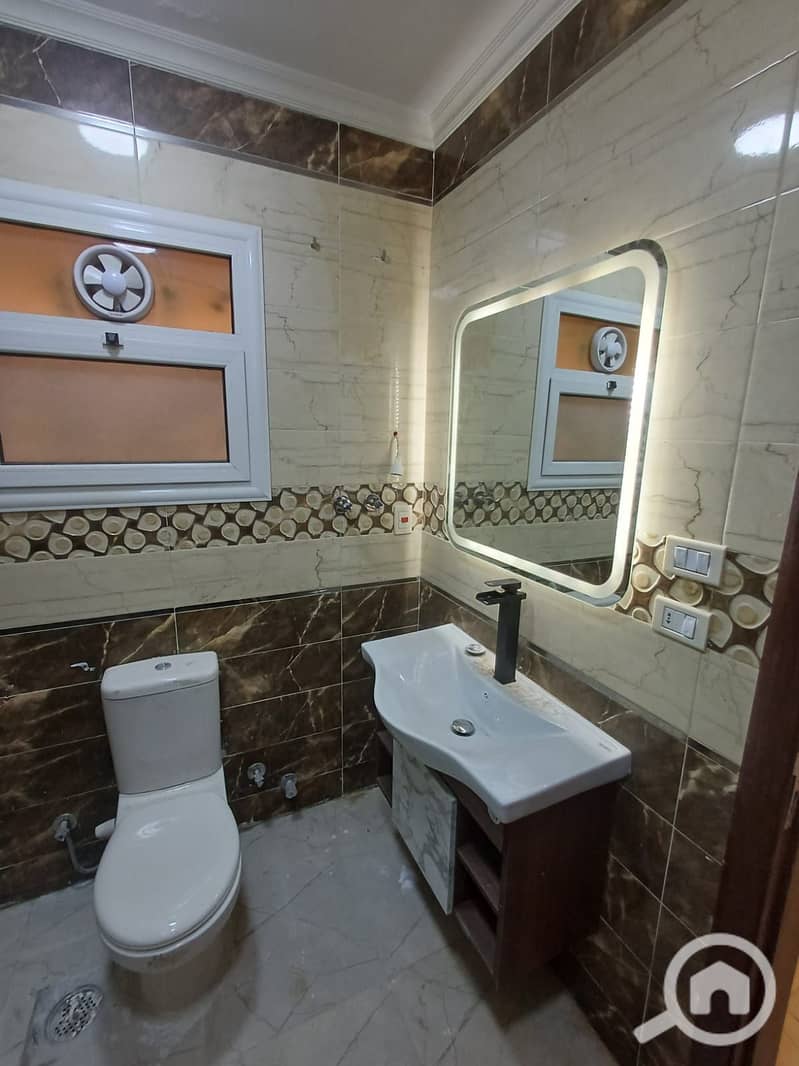 12 WhatsApp Image 2025-11-05 at 14.32. 37. jpeg