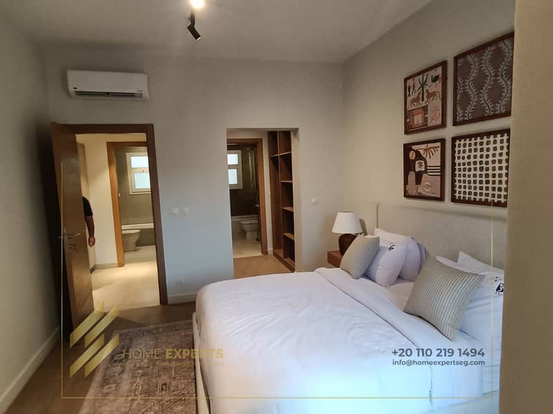 12 6855d33e-138d-495a-9022-3842f4191650. jpg