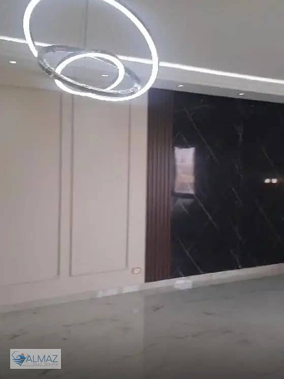 21 WhatsApp Image 2025-11-05 at 4.20. 42 PM. jpeg