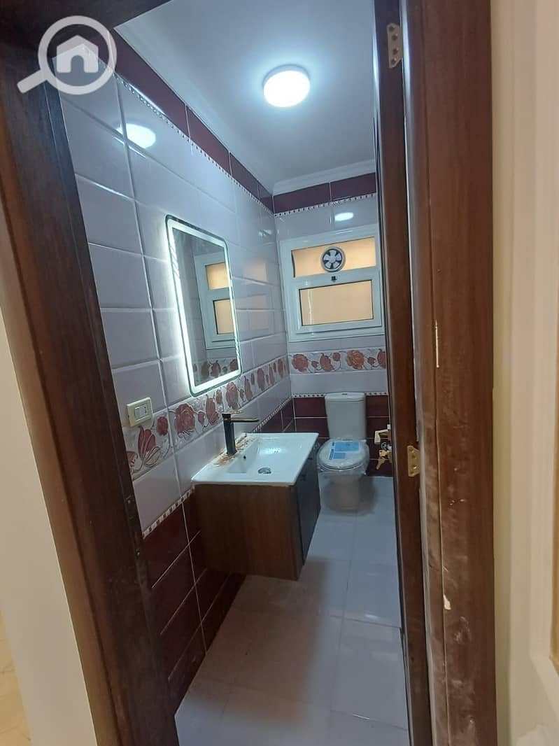 5 WhatsApp Image 2025-11-05 at 14.32. 36. jpeg