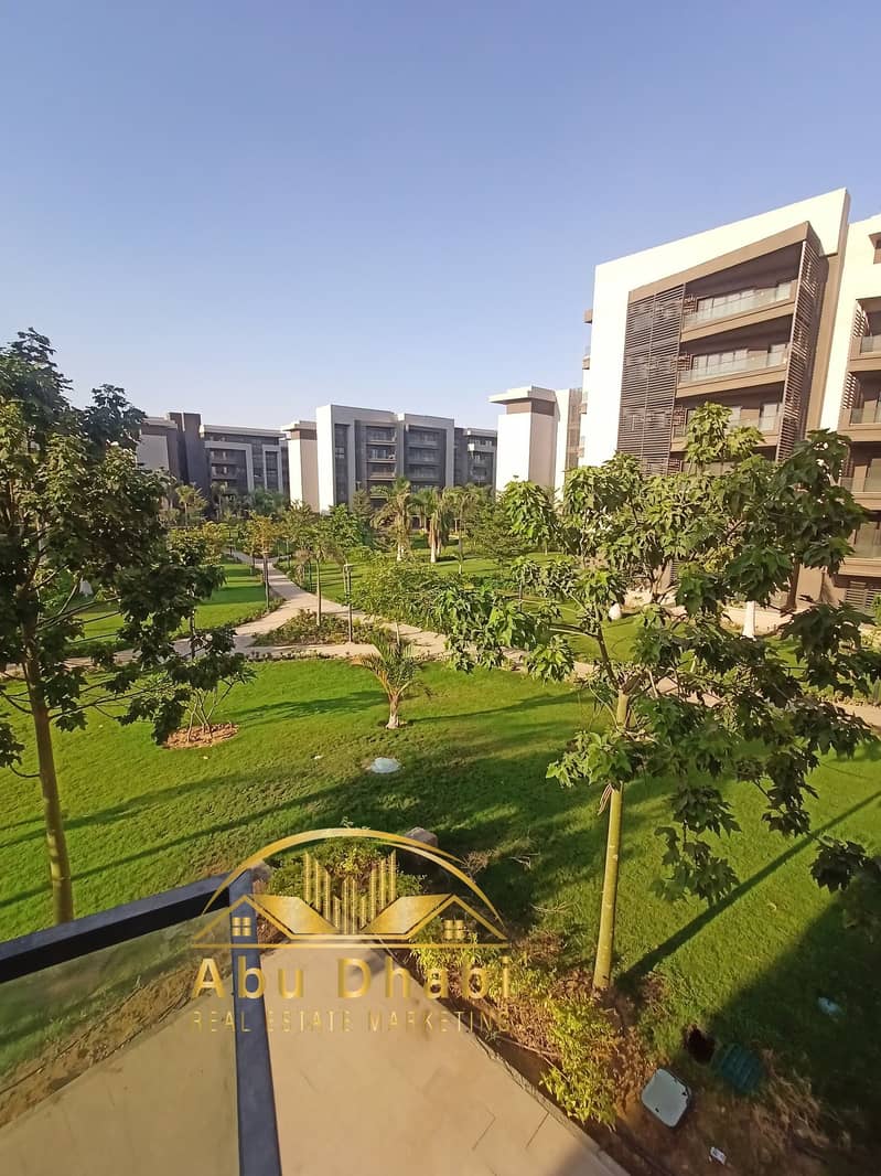 8 574989711_1434143755381941_3233904167203201745_n. jpg