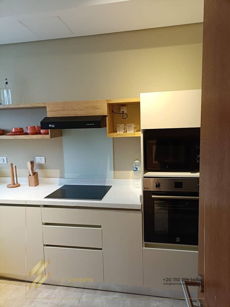 14 d82bf6c5-bb53-4f32-8ebc-98c17d5e74e6. jpg