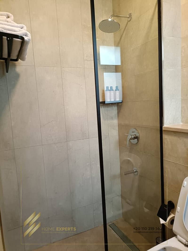 17 f9ba0a0a-6b70-447d-bb03-7845130cafe4. jpg