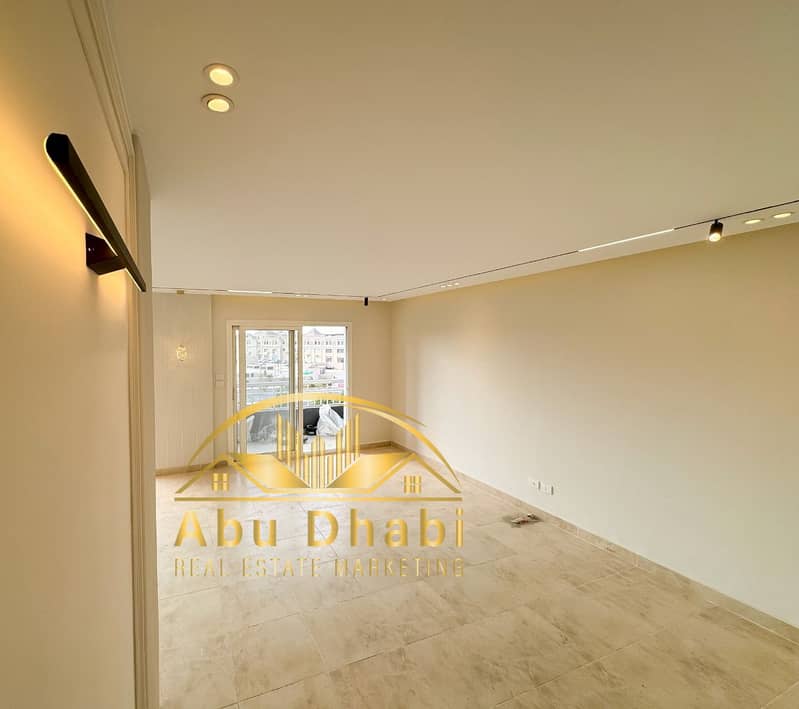 8 4ae60af2-d831-4c3e-85fa-96ec521c27f3. jpg