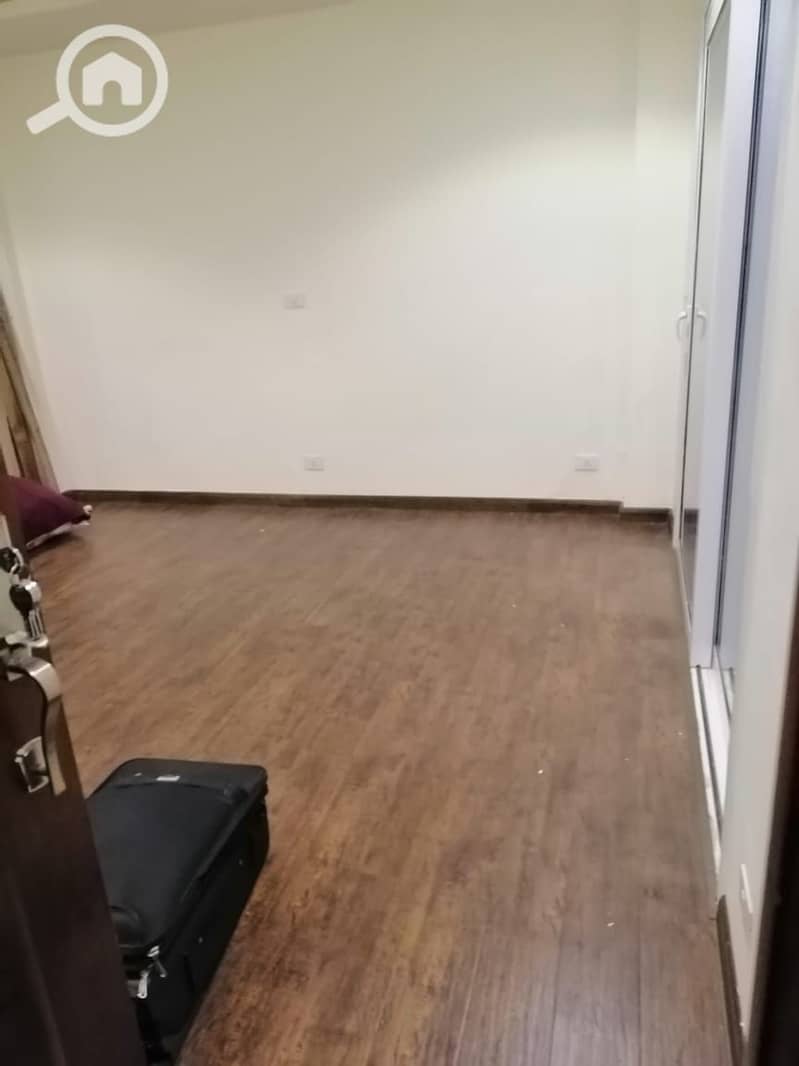 4 46ca15be-b8d2-4ef2-9add-1b8d0e13ce46. jpg