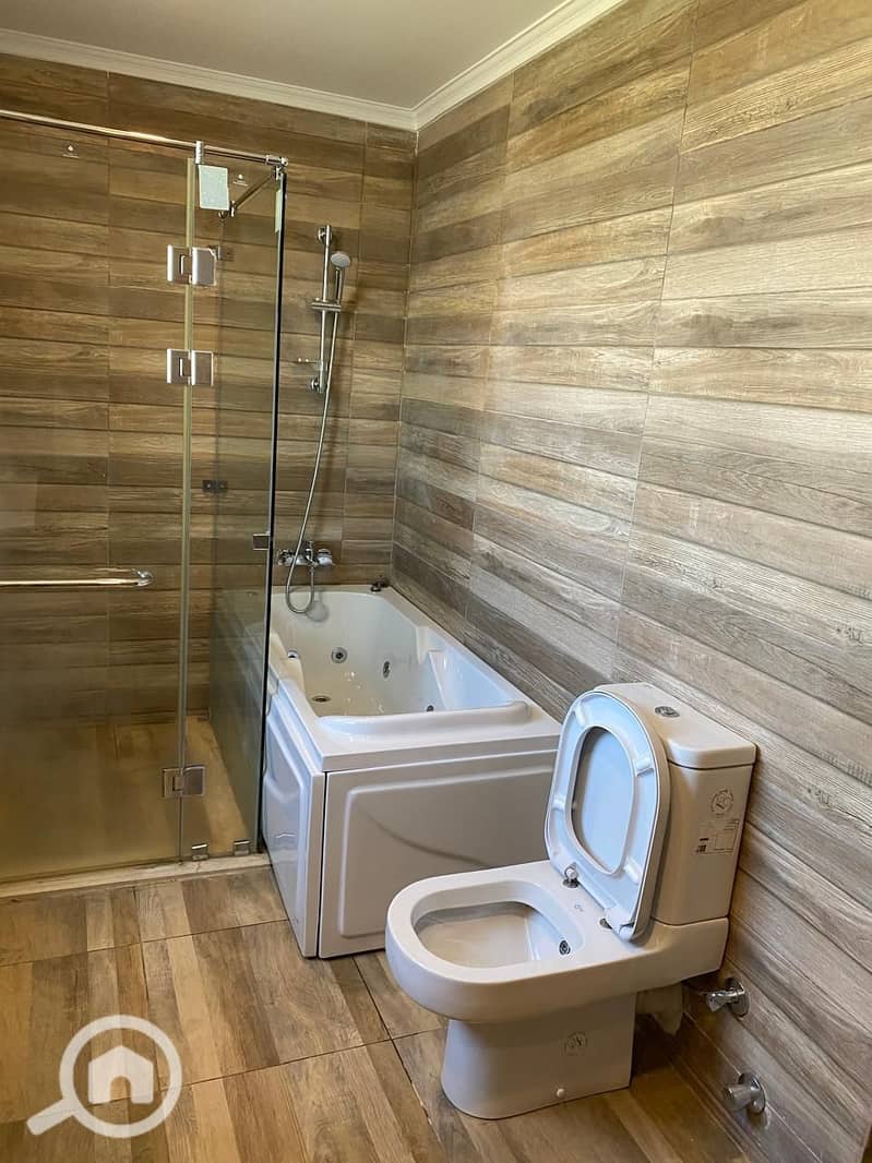 6 WhatsApp Image 2025-11-05 at 11.42. 15 AM. jpeg