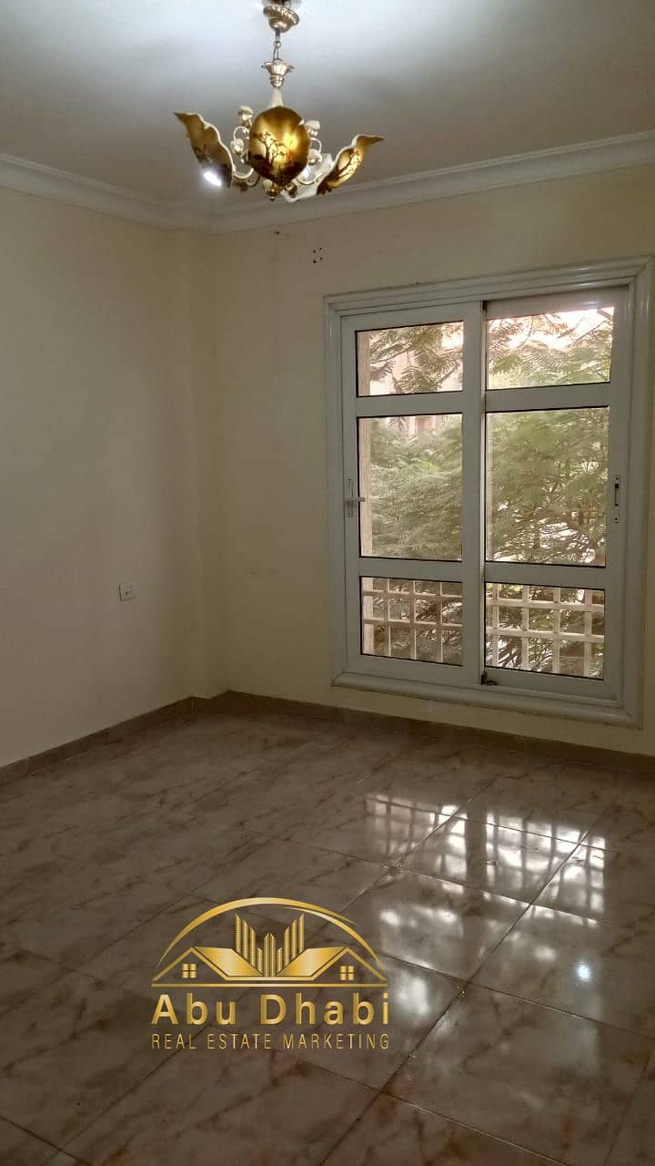 13 8f4fc1c0-df89-4b99-a77d-911434291036. jpg