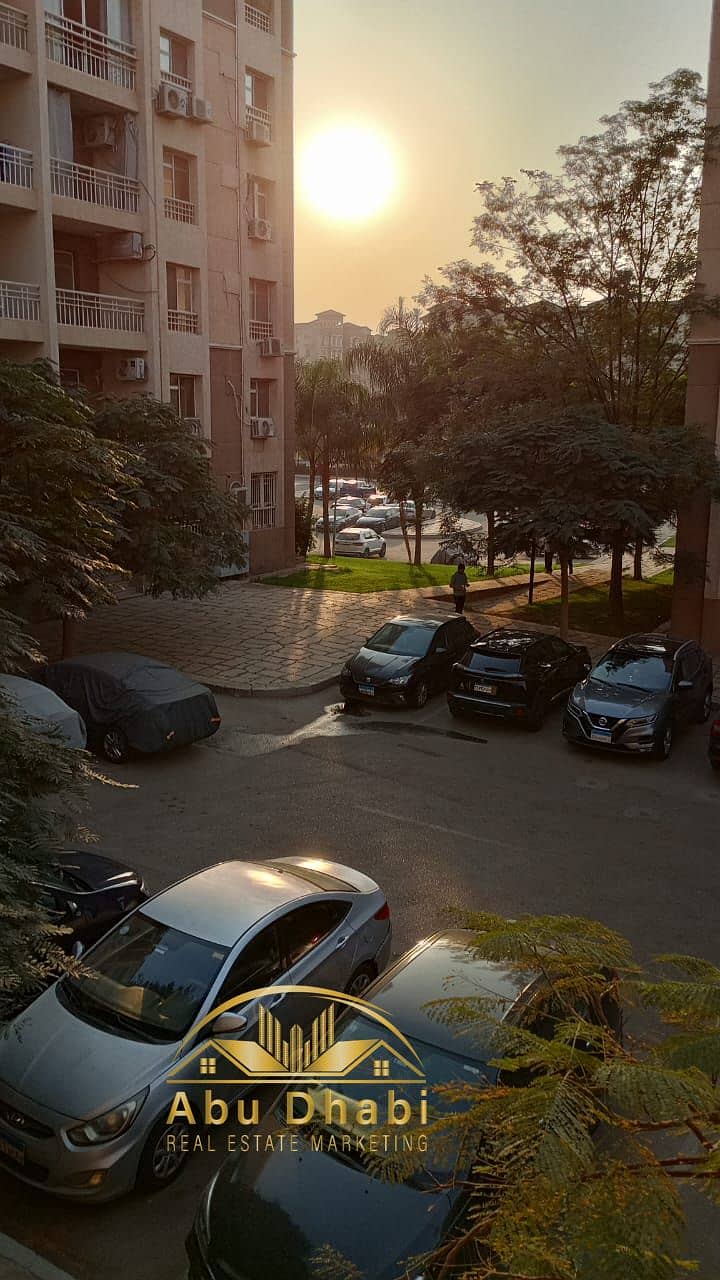 15 639d592b-51e4-498f-8108-a2014cdf2d96. jpg