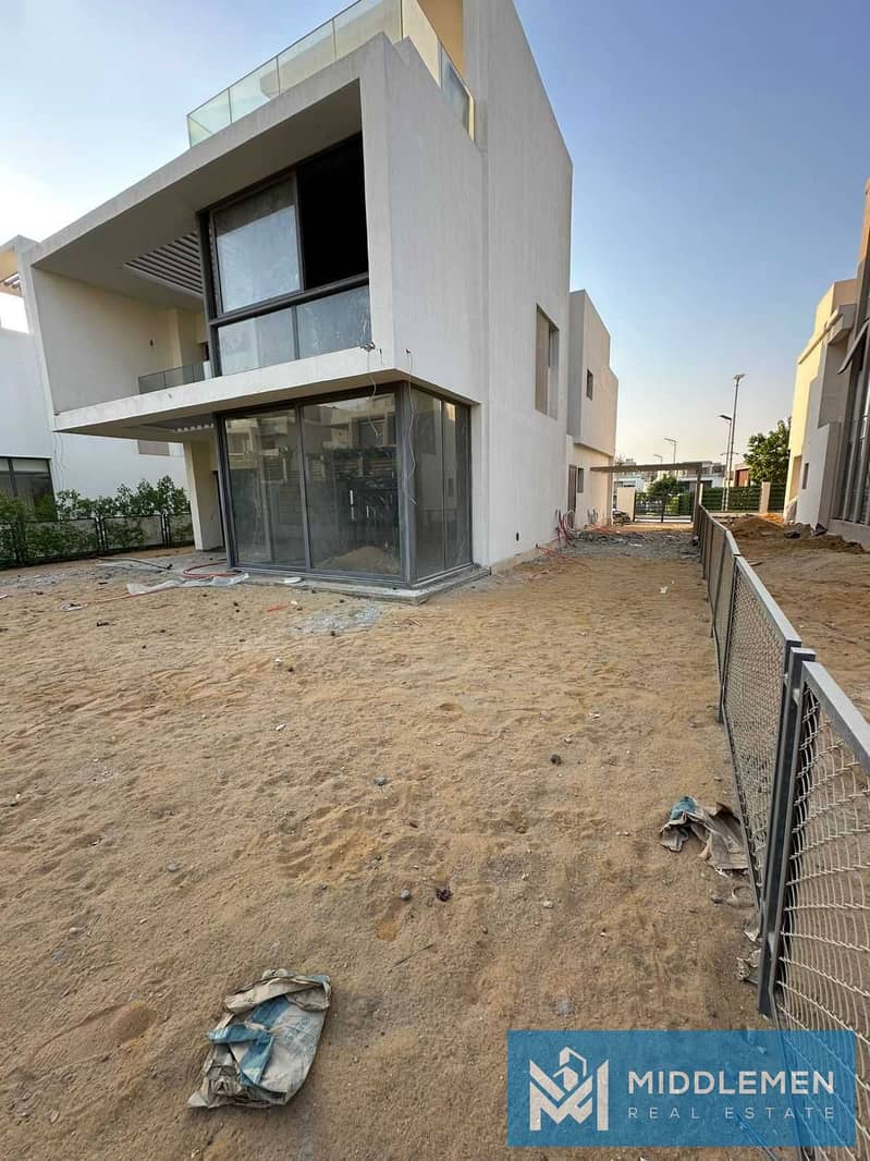 3 Rb3nYFL7Wc6GUDydFZws56PEXXqa5syVmEsnaTOp. jpg