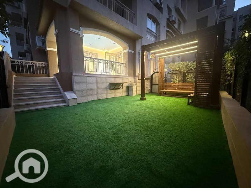 4 39e42c6e-49ed-424d-9828-8c02c5d9c0cc. jpg