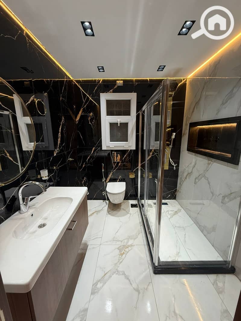 7 a057e496-9c9e-4070-88ba-8895acd9c475. jpg