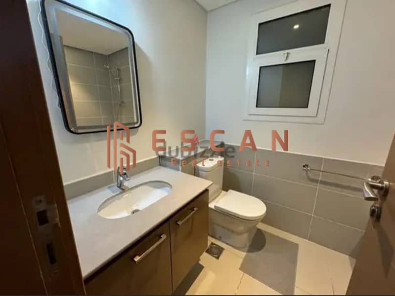 18 U929900 (15). jpg