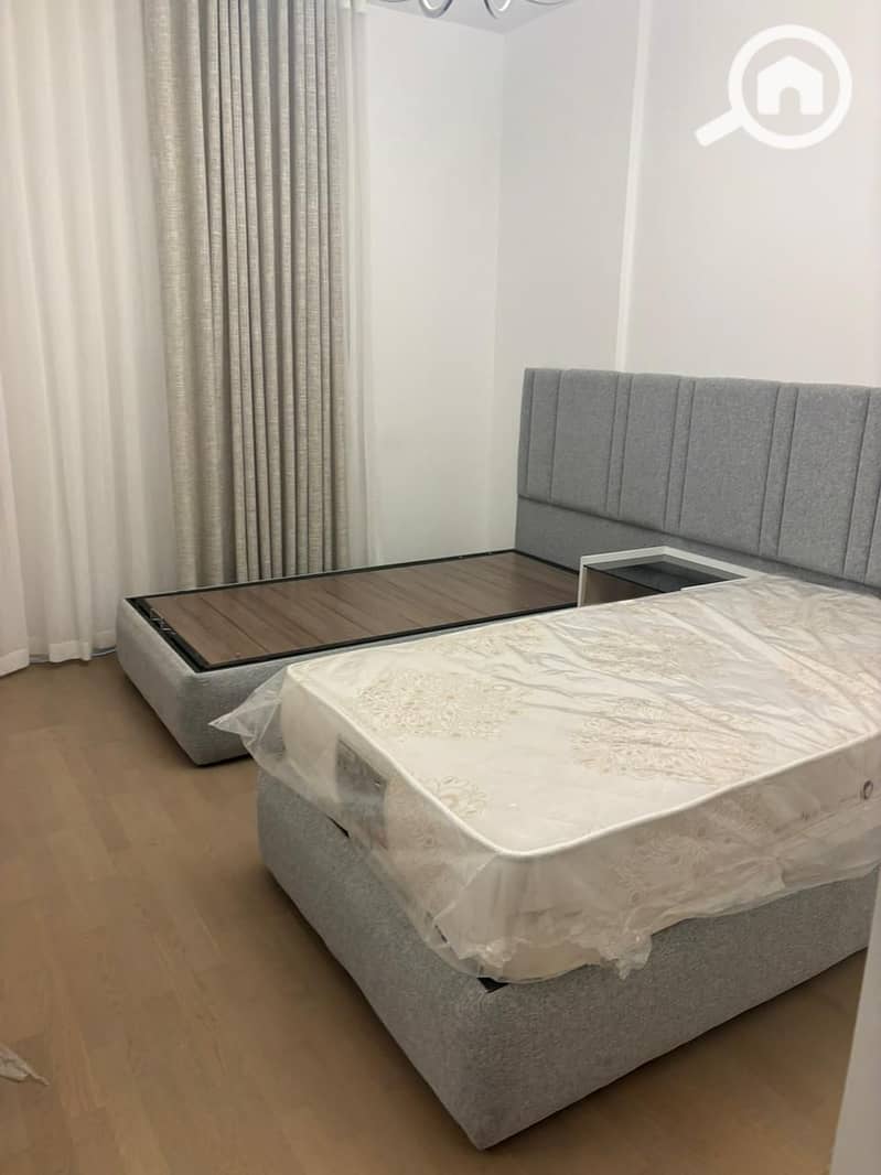 7 4d99f6c4-92d8-4a1c-b9ed-ea8b95915c78. jpg