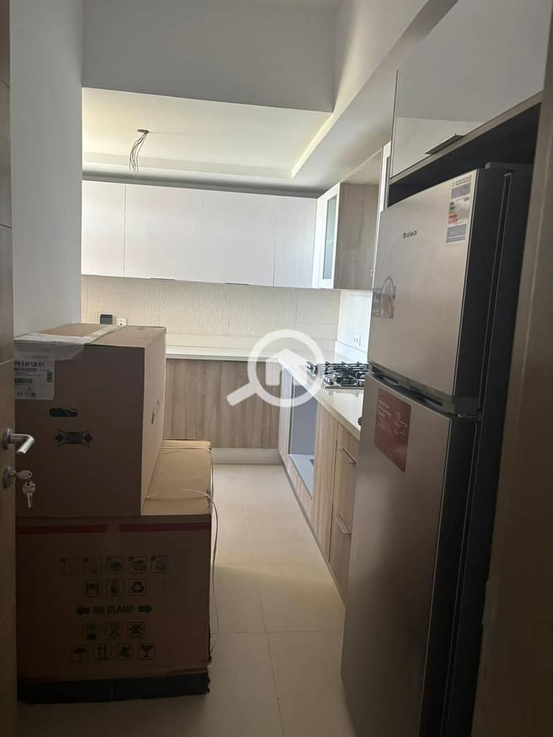 9 ab6f519e-aacb-438a-83ea-88c3bffcdbae. jpg