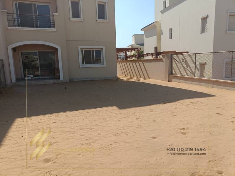 6 892efd19-d89f-464a-81c3-f881a7a6cb7d. jpg