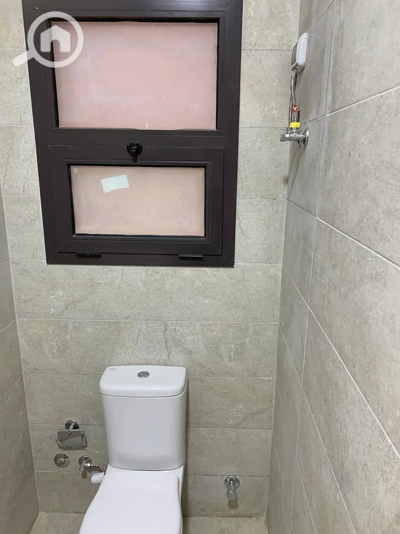 17 WhatsApp Image 2025-11-06 at 11.33. 17 AM (4). jpeg