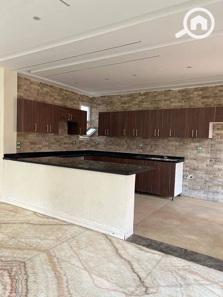 42 2025_07_08_12_50_IMG_2199. JPG