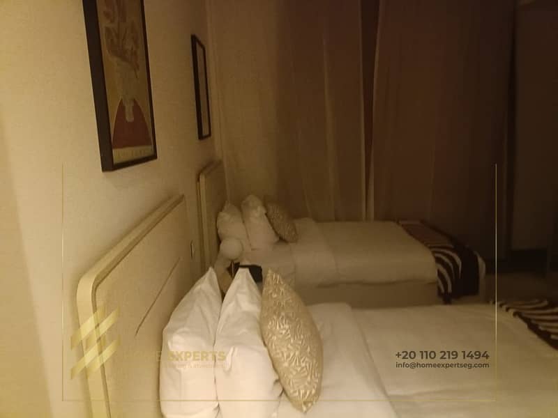 5 255cecb8-d075-4b63-8aa7-76d40d61dfa6. jpg