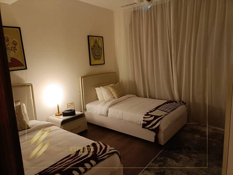 13 f4627fb0-fae2-43f3-a9c9-a4770d94f0ac. jpg