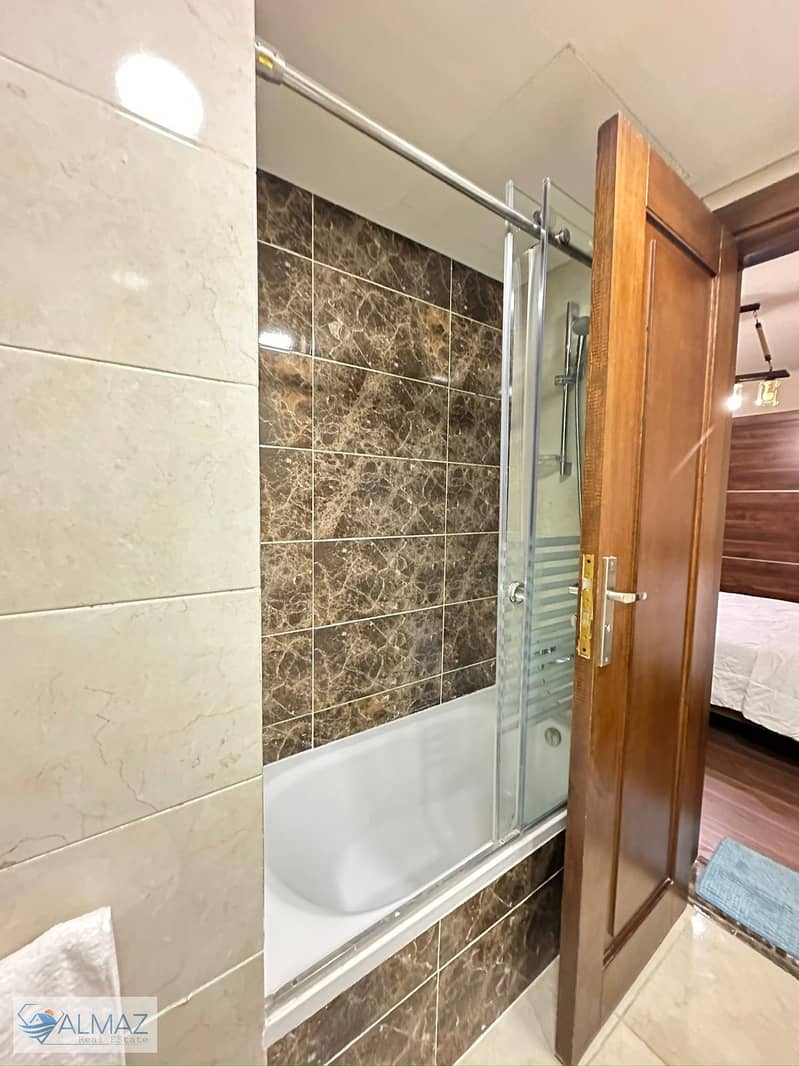 10 WhatsApp Image 2025-11-05 at 4.53. 54 PM. jpeg