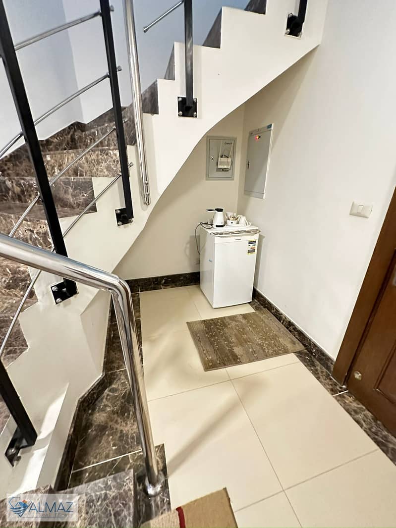 11 WhatsApp Image 2025-11-05 at 4.53. 55 PM. jpeg